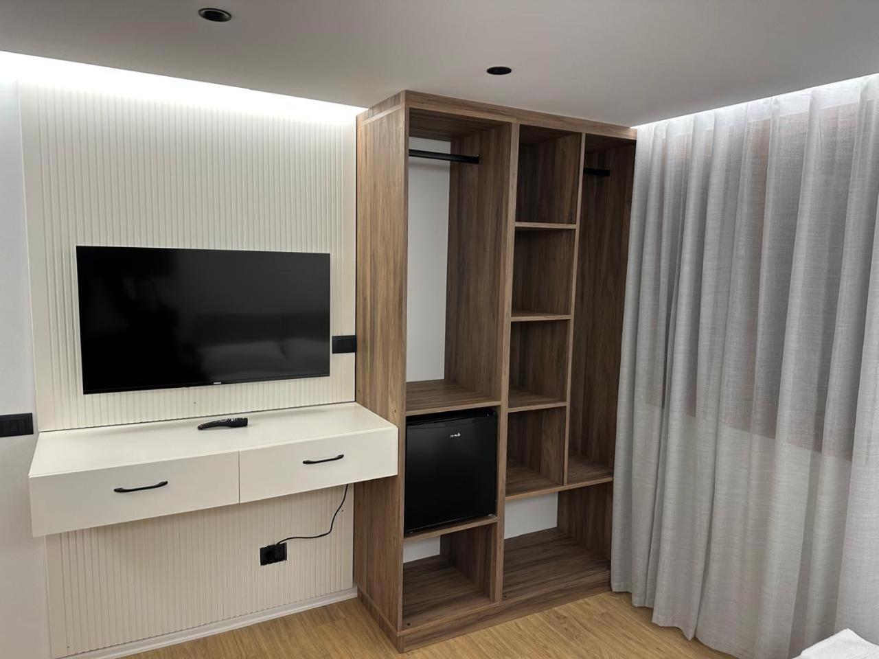 Mario Aparthotel